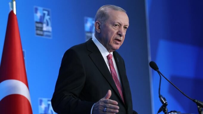1750868416_erdogan-2373810.jpg