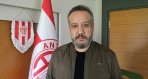 Antalyaspor Başkanı Sinan Boztepe görevini bırakacağını açıkladı