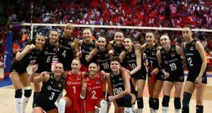 Bakan Bak’tan A Milli Kadın Voleybol Takımı’na tebrik!