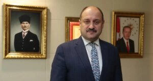 Başkan Gülpınar’dan esprili yanıt: Tüm kabahat temizlik müdüründe ama…