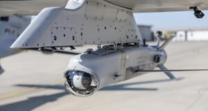 Bayraktar AKINCI, hava hedeflerini KEMANKEŞ 1 ile vurdu