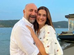 Bergüzar Korel, sıcak havanın tadını Marmaris’te çıkarıyor