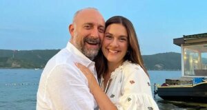 Bergüzar Korel, sıcak havanın tadını Marmaris’te çıkarıyor