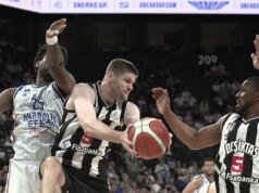 Beşiktaş, Anadolu Efes’i yendi ve seride durumu eşitledi