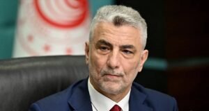 Bakan Bolat Rusya yolcusu: Ticaretten yatırıma birçok konu masaya yatırılacak