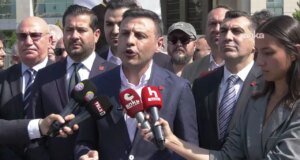 Son Dakika… Özgür Çelik’ten sevk görüntülerine çok sert tepki: ‘Savaş suçluları gibi…’ – Son Dakika Siyaset Haberleri