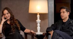 Cansel Elçin’den esprili çıplak sahne açıklaması: Artık giyinik oynayamıyorum