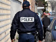 Fransa’da bir kişi camide Kur’an-ı Kerim yaktıktan sonra kaçtı