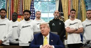 Görenler inanamadı! Trump, İran açıklamalarını Juventus takımı ile birlikteyken yaptı