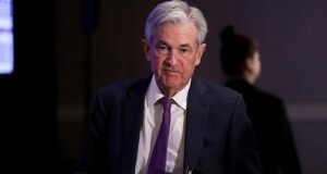 Powell’dan ‘güçlü ekonomi’ mesajı! Faizler beklemede, enflasyon için geri sayım başladı