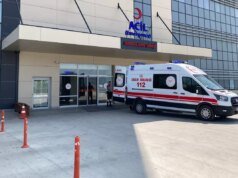 Kurban eti çekerken kıyma makinesine elini kaptıran genç kız ağır yaralandı