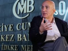 Mahfi Eğilmez’den faiz yorumu: Kur ve petrol etkisiyle zor