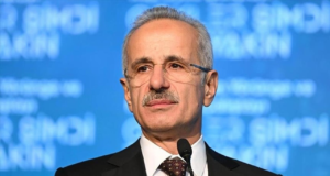 Bakan Uraloğlu açıkladı: 5G için geri sayım başladı: İhale ağustosta, yayın 2026’da