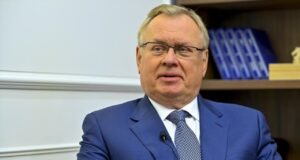 Rus bankacı Kostin’den Türkiye ve dolar açıklaması