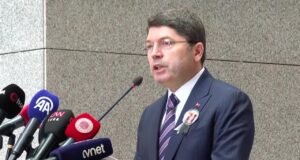 Yapay zekada içerik sağlayıcılarının ve yer sağlayıcılarının sorumluluğu vardır