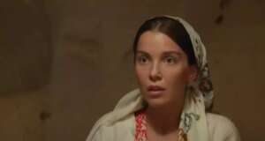 Ağaç tepesinden cesur poz! Fotoğrafa düştüğü not düşündürücü