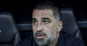 Arda Turan: Tur daha bitmedi, Beşiktaş büyük bir takım