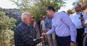 Bakan Kurum yangın bölgesinde: Hep birlikte birbirimize sarılacağız