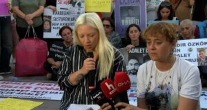 Mattia Ahmet Minguzzi’nin annesinden oturma eylemi: Ertelense de gündemden düşürmeyeceğim