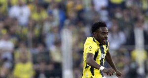 Bright Osayi-Samuel, Fenerbahçe’ye Veda Etti