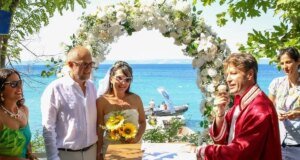 Çanakkale’de Su Altında Evlilik Töreni