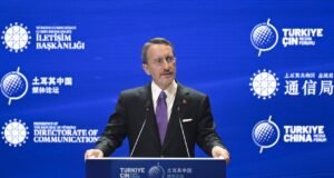 Hakikati ve adaleti merkezine alan bir anlayışın küresel çapta hakim kılınması zaruri