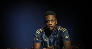 Fenerbahçe tarihindeki ilk Kolombiyalı Jhon Duran