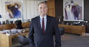 Hamdi Akın kimdir, kaç yaşında, nereli? Akfen Holding’in kurucusu, Fenerbahçe Asbaşkanı Hamdi Akın’ın serveti ne kadar?