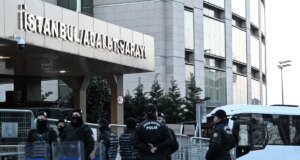 İBB’ye yeni operasyon! 14 şüpheli gözaltına alındı, 4 kişi aranıyor