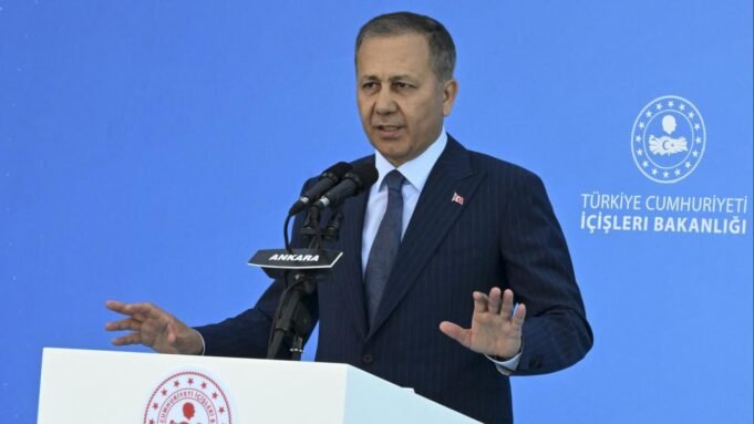 icisleri-bakani-ali-yerlikaya-2380790.jpg