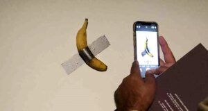 Acıkan ziyaretçi duvardaki sanat eserini yedi: En pahalı öğle yemeği