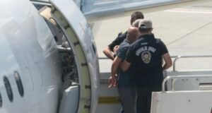 Sözde mizah dergisi Leman’ın yazı işleri müdürü tutuklandı