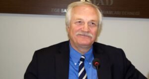 Murat Özçelik CHP’den istifa etti