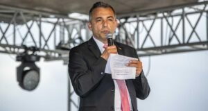 Manavgat Belediye Başkanı Kara görevden uzaklaştırıldı