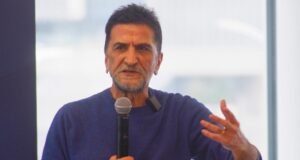 Gazeteci-yazar Nihat Genç hayatını kaybetti