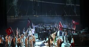 15 Temmuz kahramanlığı, “En uzun gece” destanı ile sahneye yansıdı