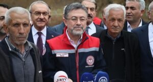 Bakan Yumaklı açıkladı: Tarımda 74 milyar dolarlık hasıla rekoru!