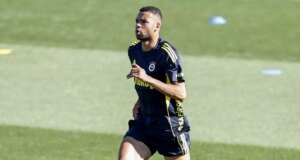 Youssef En-Neysri yeni görüntüsüyle şaşırttı