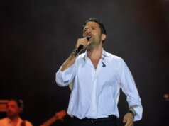 Yunan Sanatçı Konstantinos Argiros, Türkiye’de İlk Konserini Verdi