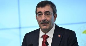 Yılmaz: Hedefimiz 10 milyar dolarlık ticaret hacmine ulaşmak