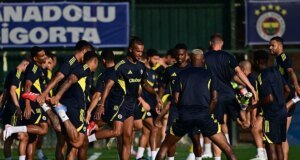 Süper Lig: Fenerbahçe, Kocaelispor’u konuk ediyor! İşte detaylar…