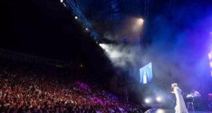 Ajda Pekkan Harbiye Açıkhava’da Unutulmaz Bir Konser Verdi