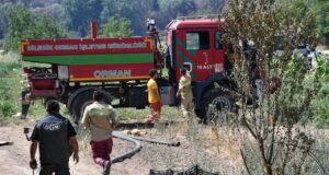 “Alev savaşçıları” Bilecik’teki orman yangınında adeta canlarını dişlerine taktı