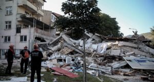 Balıkesir’de 6,1 büyüklüğünde deprem | TRT Haber Foto Galeri