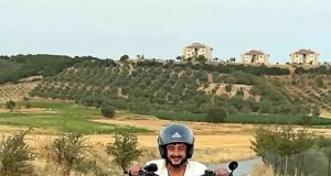 Koltuklu Skuteriyle Köpekleriyle Yolculuk Yapan Adam Ceza Aldı