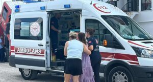 Eşini ve oğlunu boğarak öldürüp intihara kalkıştı