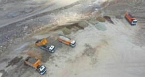 Maden sahasını atık ve hafriyatla doldurdular