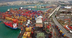 BAE’li şirketle anlaşılamamıştı… Bakan Uraloğlu, Alsancak Limanı için yerli şirketlerle görüşüldüğünü açıkladı