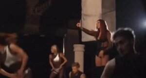 Klip çekiminde sinirlerine hakim olamayan Hadise dansçıları azarladı