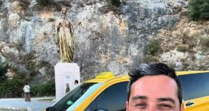 Kuşadası’nda bıçaklı saldırıya uğrayan taksici öldü